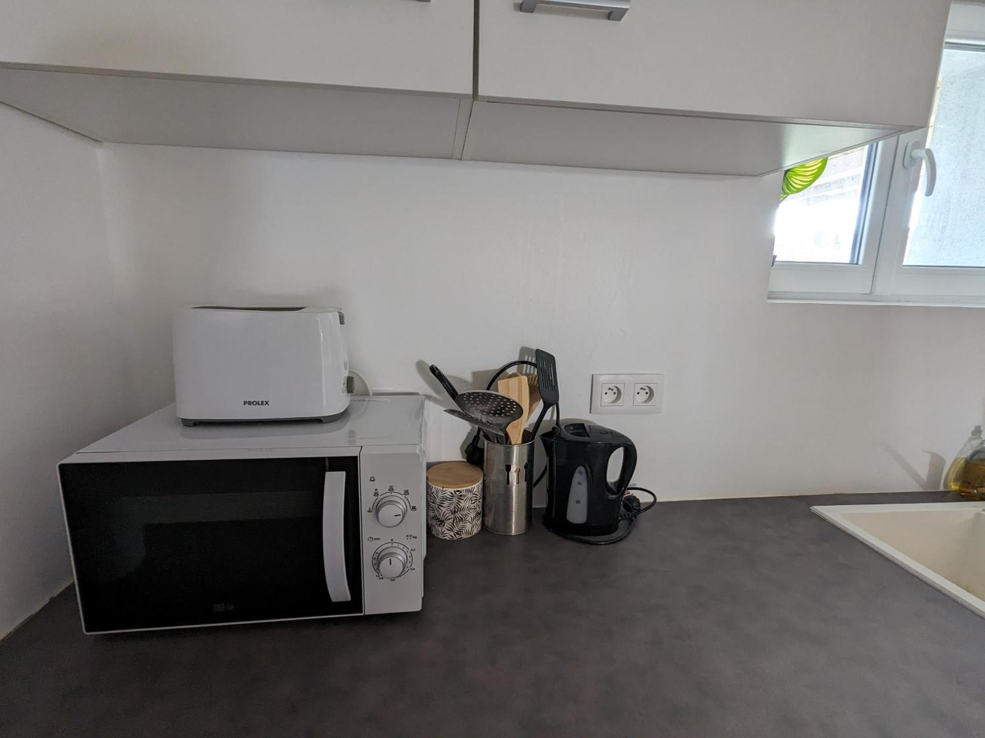 Appartement 100M2, Independant Dans Notre Maison Garennes-sur-Eure 外观 照片